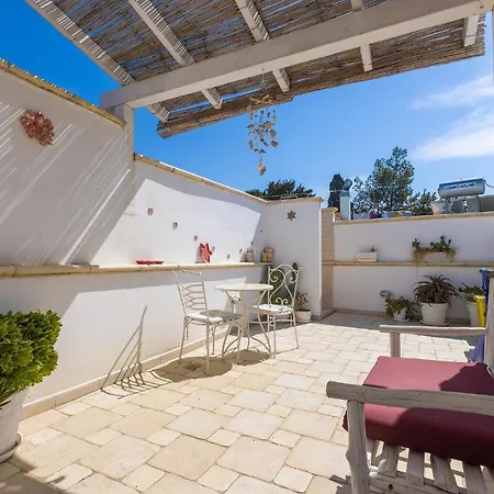 Apartment Leuca Mon *