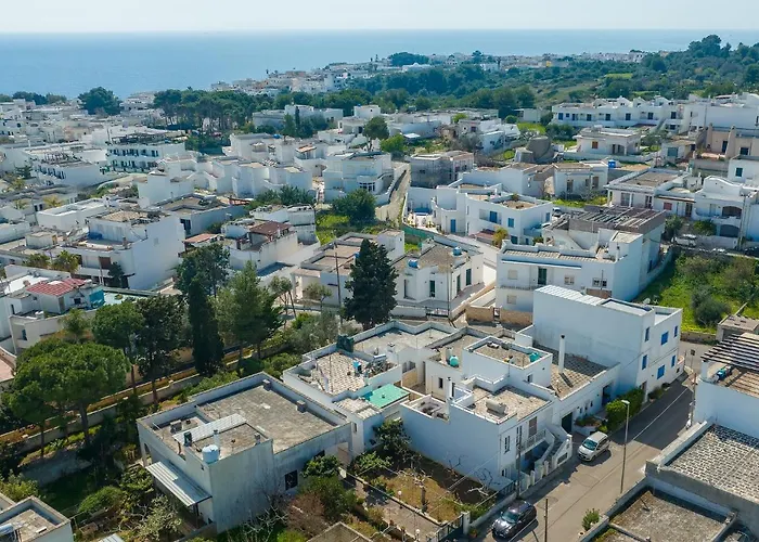 Leuca Mon
